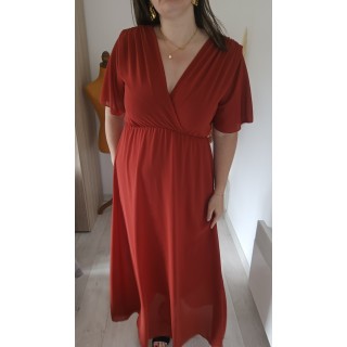 Le mannequin fait la taille 42