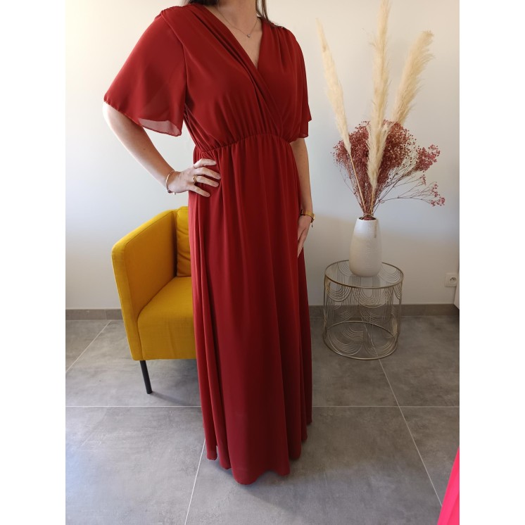 Le mannequin fait la taille 36